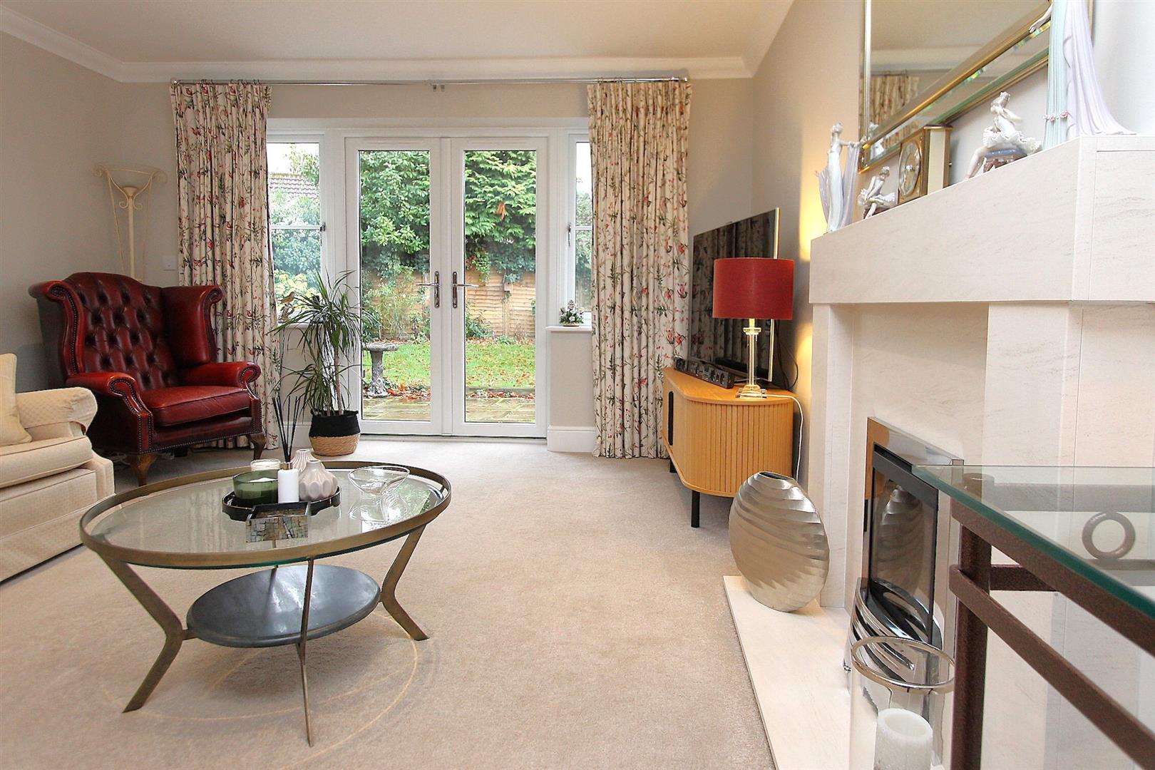 5 bed property in Norton Close, Stourbridge